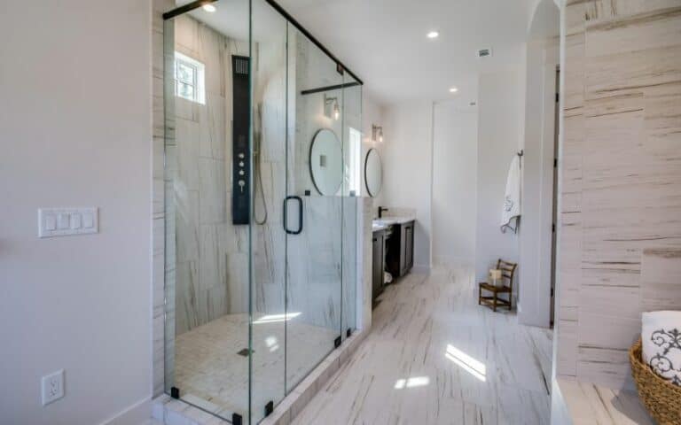 Bring Back the Sparkle: A Step-by-Step Guide to Cleaning Shower Floors Made of Stones!