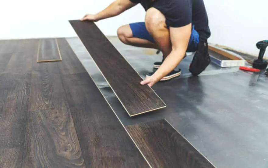 How to use a contour gauge on laminate flooring