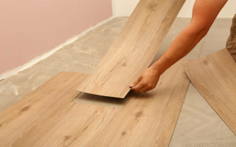 Can You Paint the Vinyl Flooring in the Bathroom?